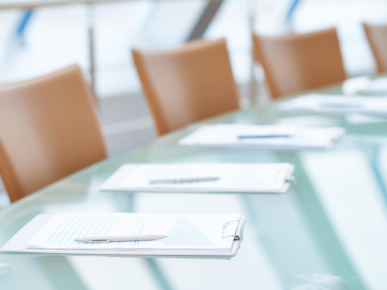 Table of 12 Strategy Lunch – Outlook for Q2